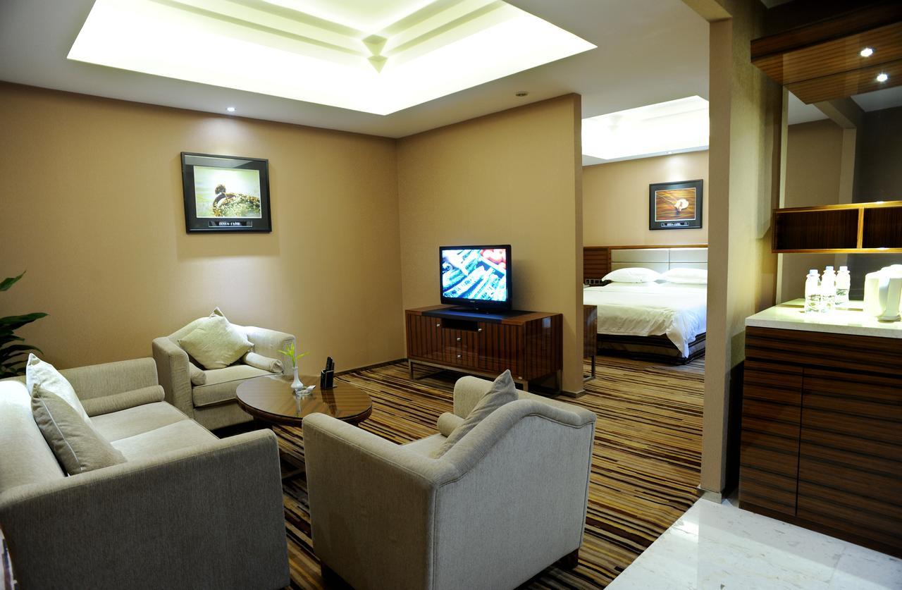 Jiangxi Seven Star Shang Wu Hotel Наньчан Екстер'єр фото